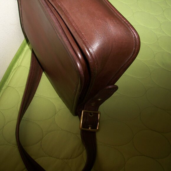 Vintage Coach 9145 Legacy Studio Flap Brown Bag - Picture 12 of 16